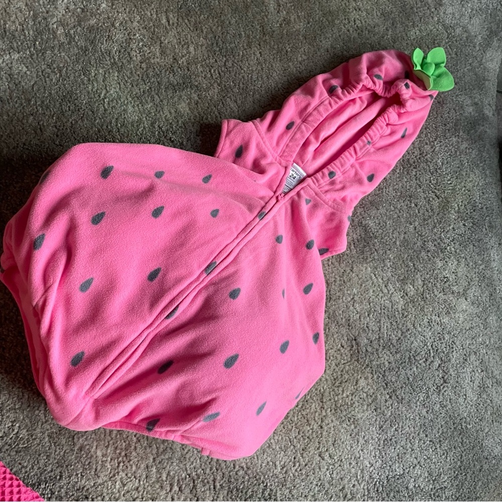Adorable baby toddler strawberry costume like new